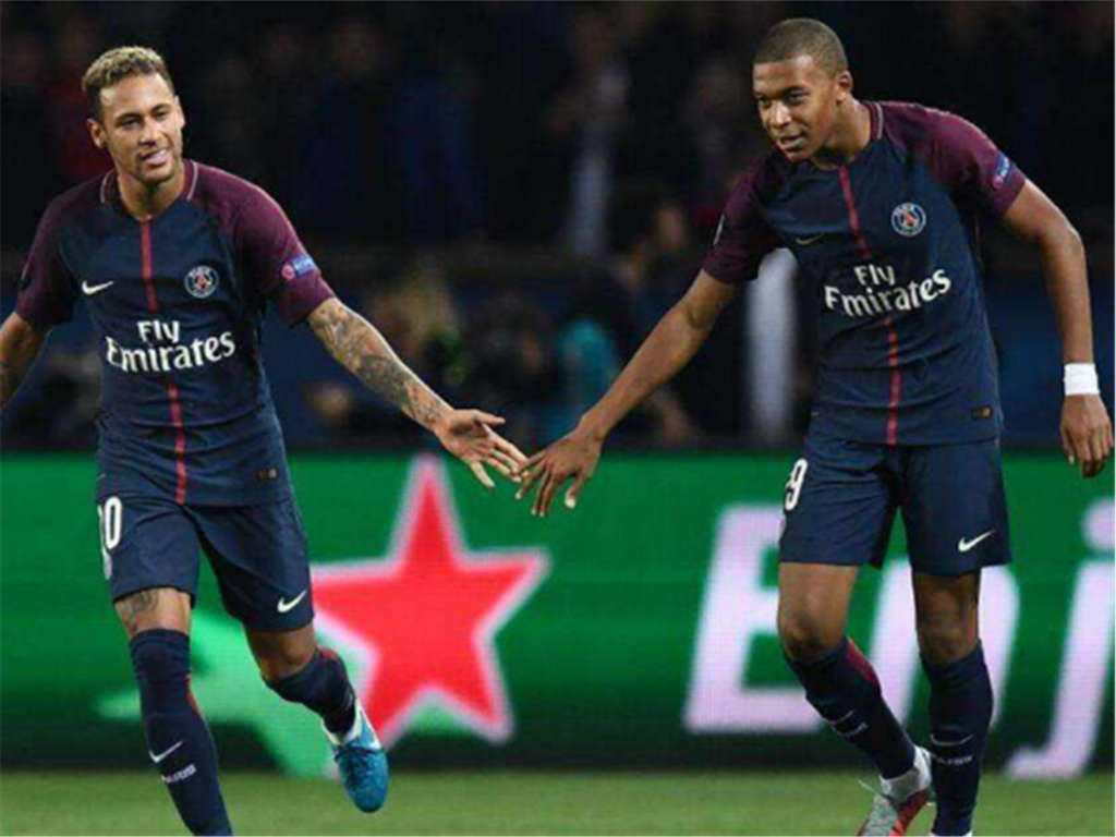  法甲升降级悬念揭晓，欧塞尔重返顶级  